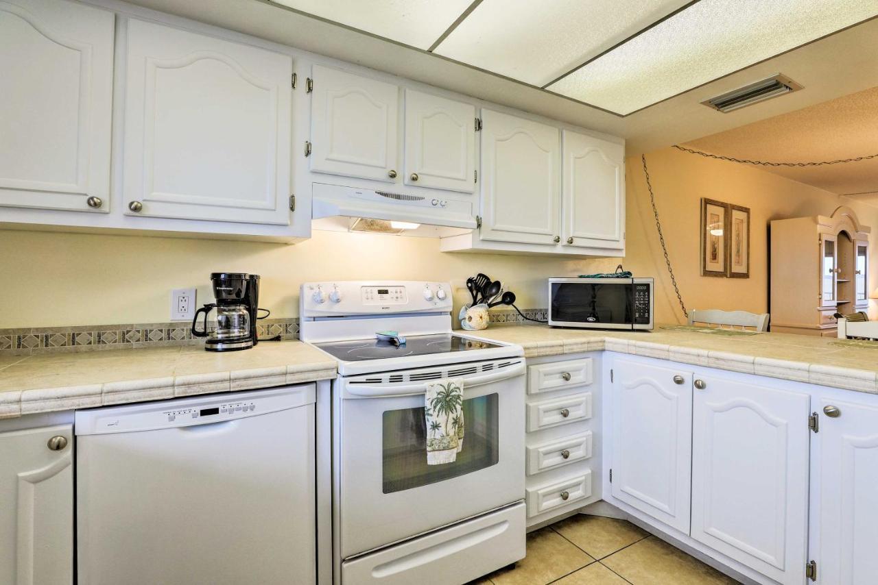 Oceanfront Cocoa Beach Condo With View Walk To Pier Buitenkant foto